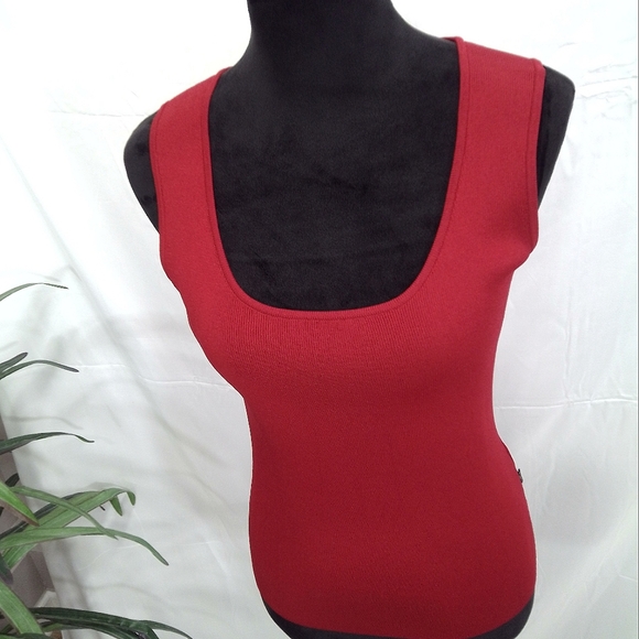 BCBG Maxazria Deep Red Sleeveless Knit Top - Picture 2 of 9